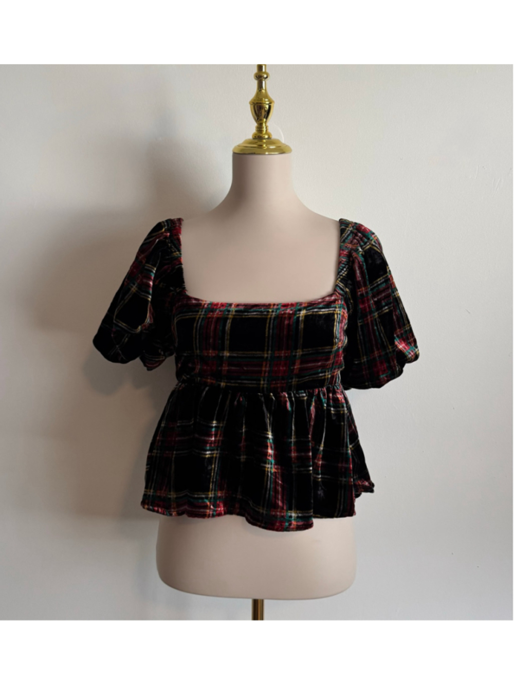 Women's Audrey Parks Plaid Velvet Blouse, Size M, Black and Red